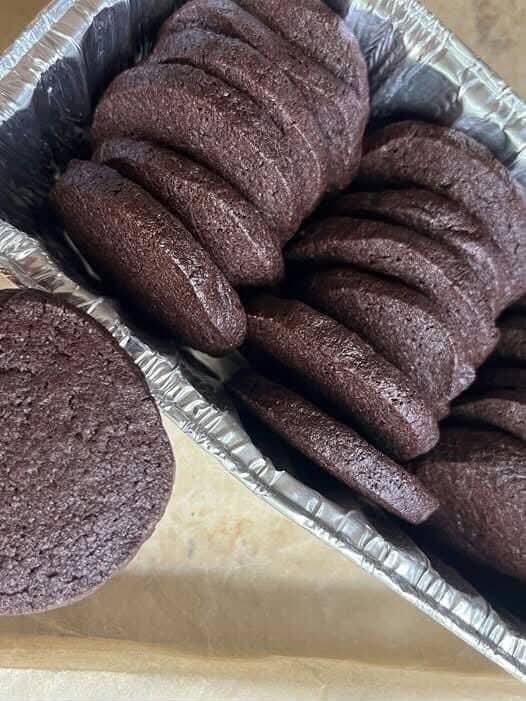 Austrian Christmas Cookies: The Beloved Vanilla Crescents